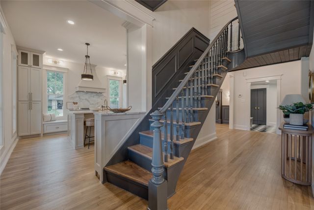 300 E Division Street, Pilot Point, TX 76258