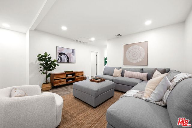 4185 Mildred Avenue, Culver City, CA 90066