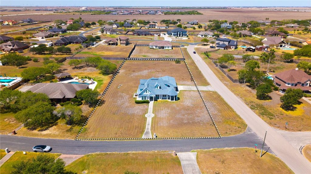 8101 Mt Zion, Corpus Christi, TX 78413 — photo 2