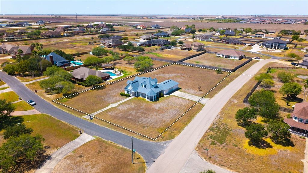 8101 Mt Zion, Corpus Christi, TX 78413 — photo 3