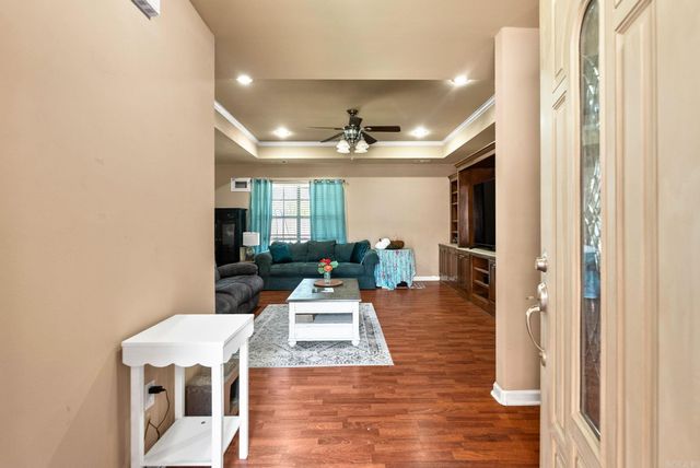 7004 Belmont Cove, Bauxite, AR 72011