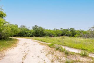 000 San Marcus Hwy, Luling, TX 78648