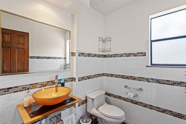 319 S Rivershire Drive, Conroe, TX 77304