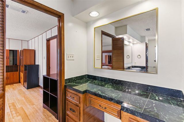 319 S Rivershire Drive, Conroe, TX 77304