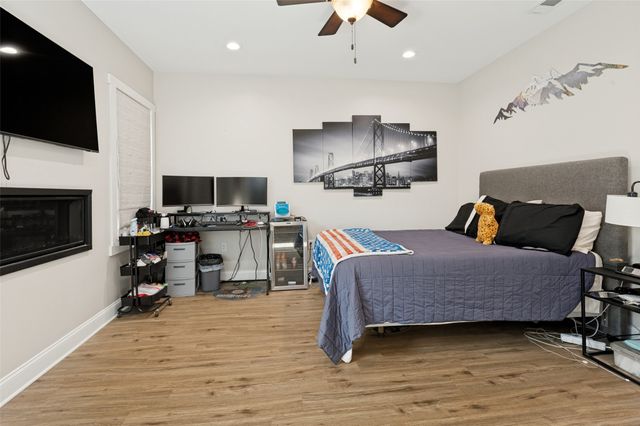 3233 Lubbock Avenue, Fort Worth, TX 76109