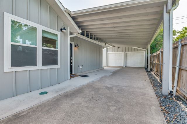 3233 Lubbock Avenue, Fort Worth, TX 76109