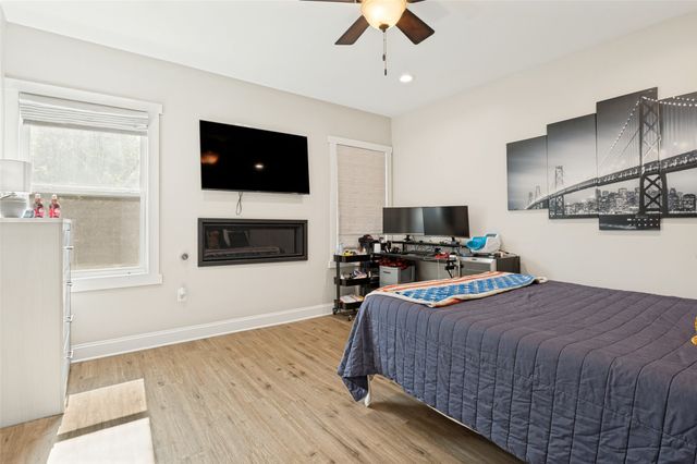 3233 Lubbock Avenue, Fort Worth, TX 76109