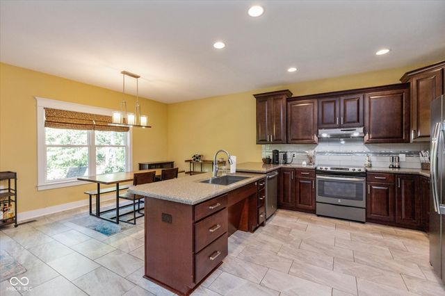 7628 Spring Ridge Way, Indianapolis, IN 46278