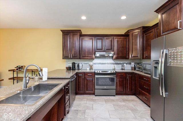 7628 Spring Ridge Way, Indianapolis, IN 46278