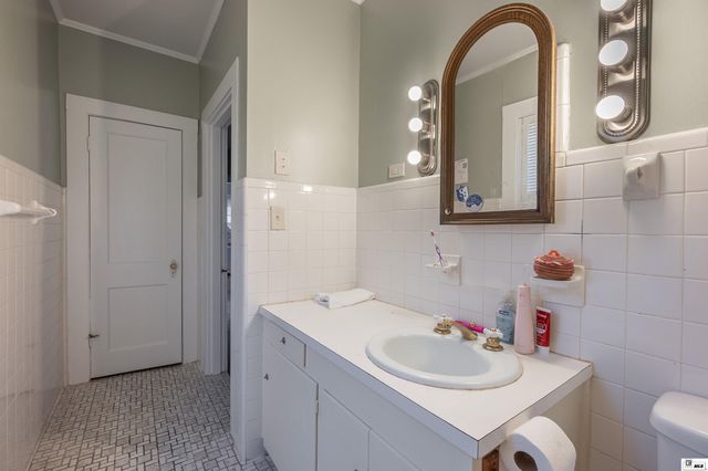 2202 JASMINE STREET, Monroe, LA 71201