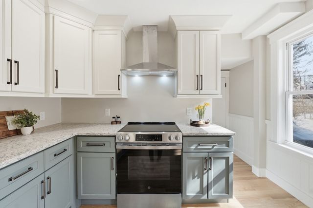 36 Central St, Auburn, MA 01501
