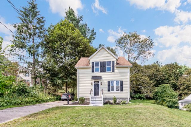 36 Central St, Auburn, MA 01501