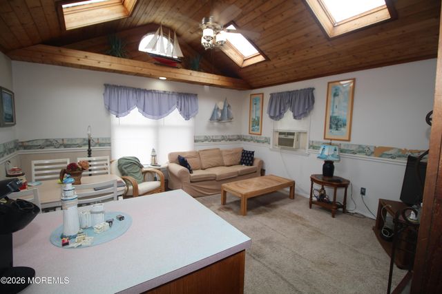 218 Bay Terrace, Seaside Heights, NJ 08751