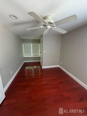 131 Summit Avenue, Trenton, NJ 08628