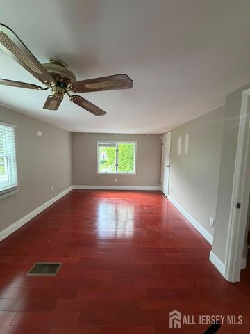 131 Summit Avenue, Trenton, NJ 08628