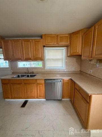 131 Summit Avenue, Trenton, NJ 08628