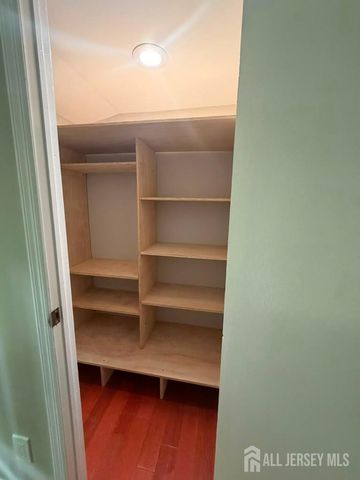 131 Summit Avenue, Trenton, NJ 08628