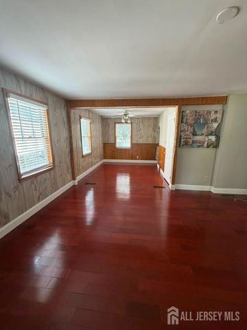 131 Summit Avenue, Trenton, NJ 08628