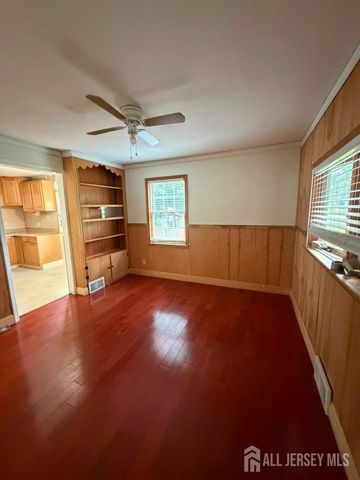 131 Summit Avenue, Trenton, NJ 08628