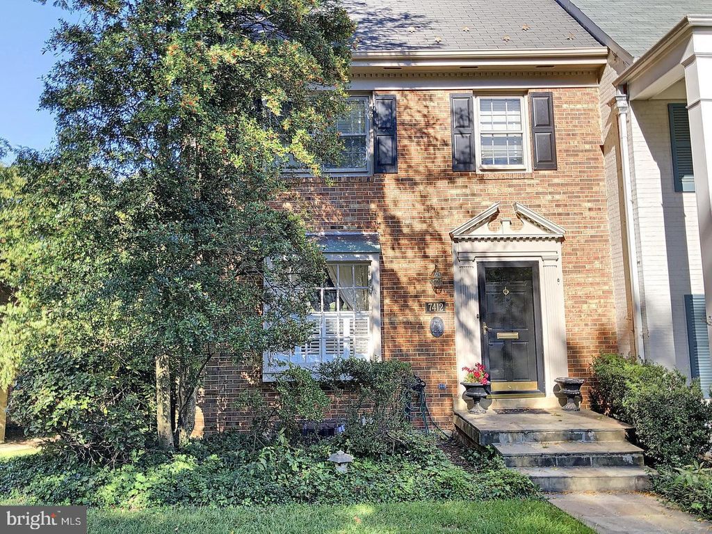 7412 HALLCREST DR, Mclean, VA 22102