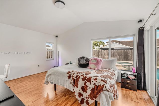 16101 SW 73rd St, Miami, FL 33193