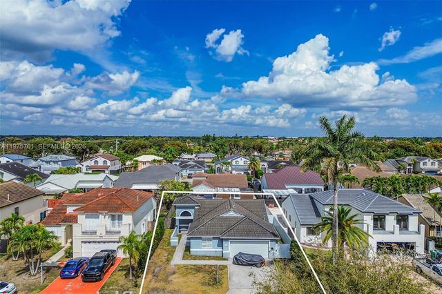 16101 SW 73rd St, Miami, FL 33193