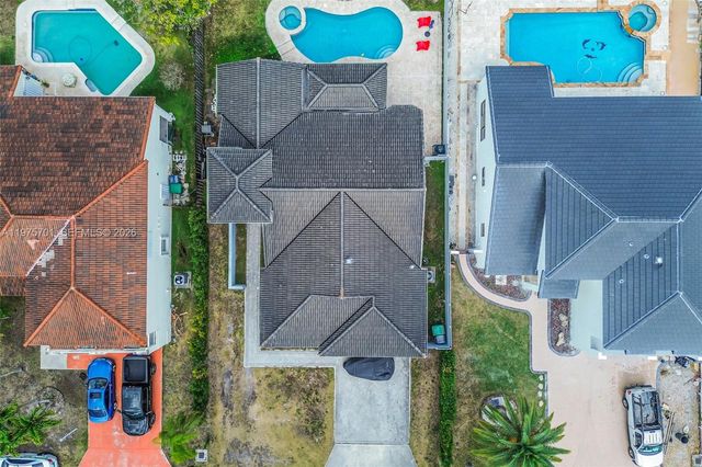 16101 SW 73rd St, Miami, FL 33193