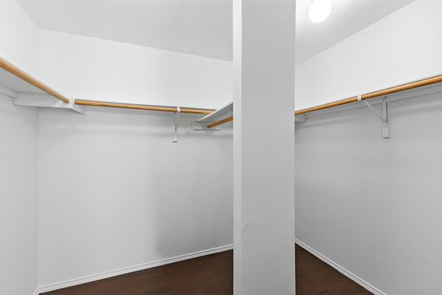 1124 Breezewood Drive, Lewisville, TX 75077