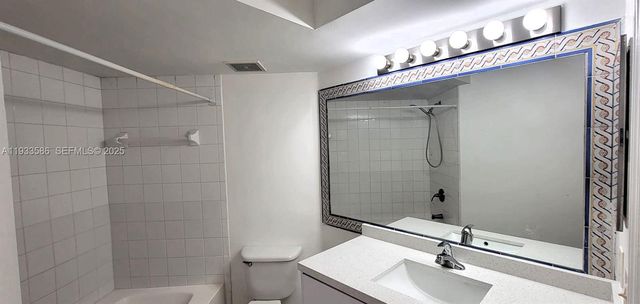 150 NW 96th Ave 9210, Pembroke Pines, FL 33024