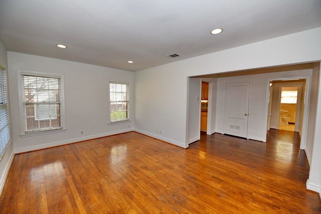 6214 Winton Street, Dallas, TX 75214