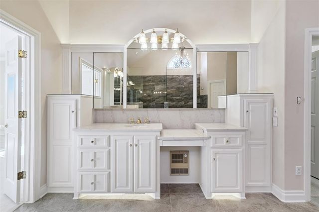 1808 Huntington Avenue, Nichols Hills, OK 73116