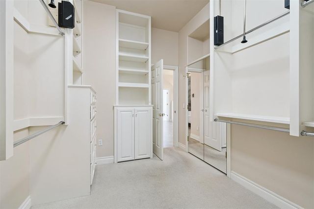 1808 Huntington Avenue, Nichols Hills, OK 73116