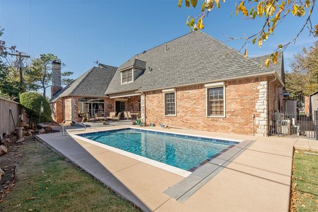 1808 Huntington Avenue, Nichols Hills, OK 73116