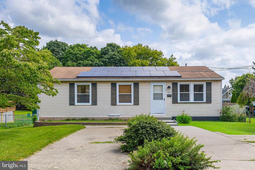 103 CHESTNUT ST, Swedesboro, NJ 08085