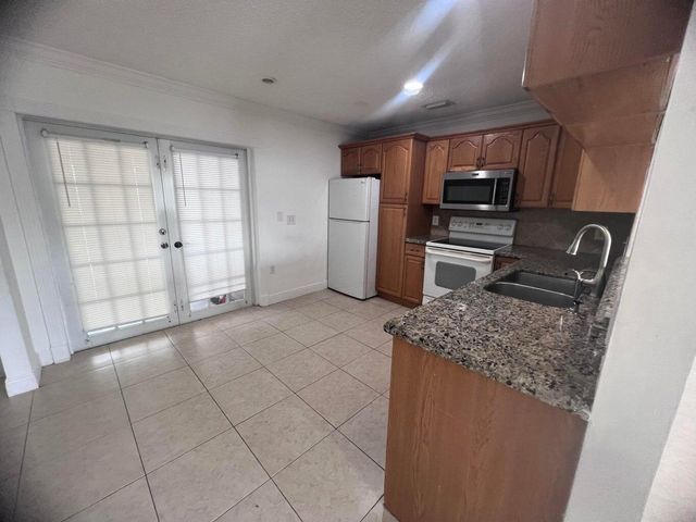 1501 Meridian Road, West Palm Beach, FL 33417