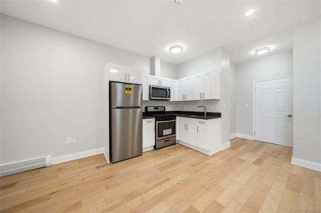 714 Seneca Avenue 504, Ridgewood, NY 11385