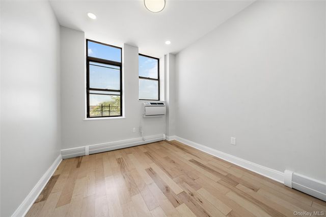 714 Seneca Avenue 504, Ridgewood, NY 11385