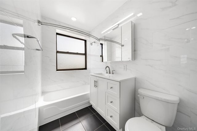 714 Seneca Avenue 504, Ridgewood, NY 11385