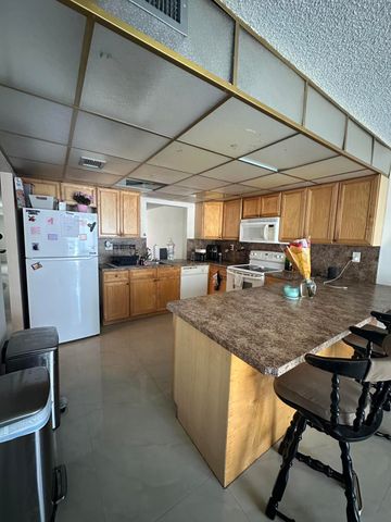 2414 NE 11th Street 161, Hallandale Beach, FL 33009