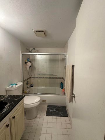 2414 NE 11th Street 161, Hallandale Beach, FL 33009