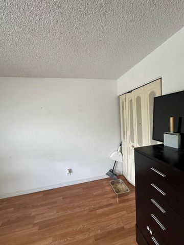 2414 NE 11th Street 161, Hallandale Beach, FL 33009