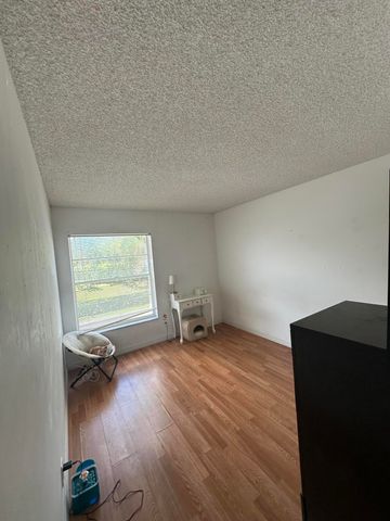 2414 NE 11th Street 161, Hallandale Beach, FL 33009