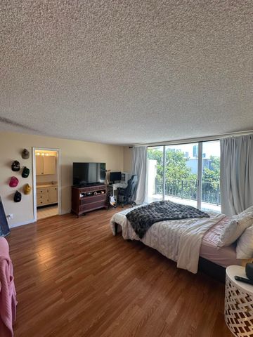 2414 NE 11th Street 161, Hallandale Beach, FL 33009