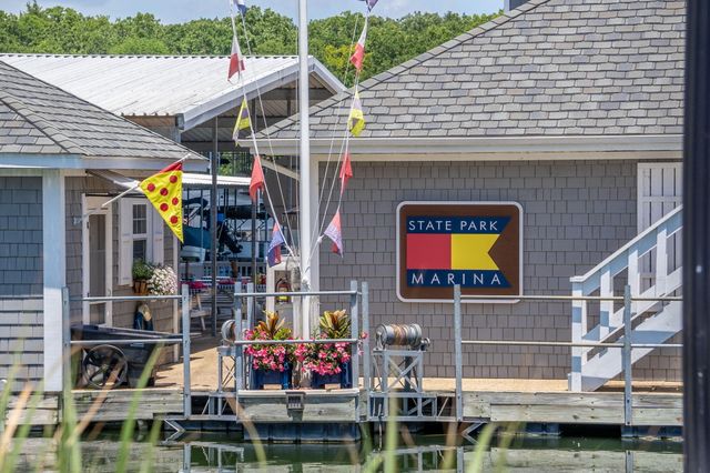 3103 S Vineyards Terrace Unit 4, Branson, MO 65616