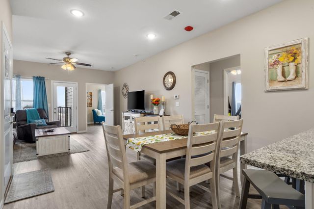 3103 S Vineyards Terrace Unit 4, Branson, MO 65616