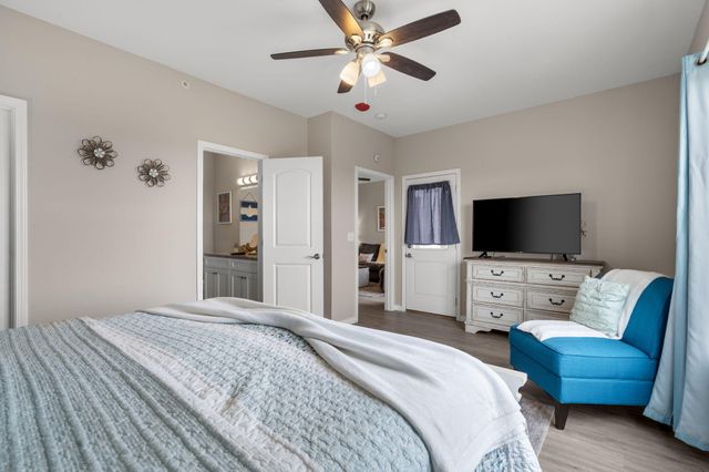 3103 S Vineyards Terrace Unit 4, Branson, MO 65616