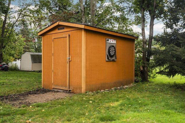 1869 Baden Strasse, Gaylord, MI 49735