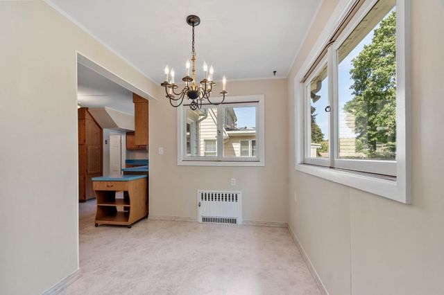 18 Smith Road, Saugus, MA 01906