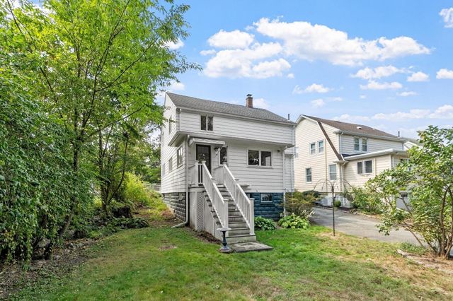 18 Smith Road, Saugus, MA 01906