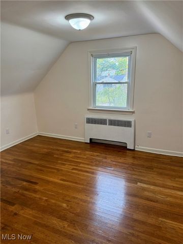 823 Washington Avenue, Cuyahoga Falls, OH 44221